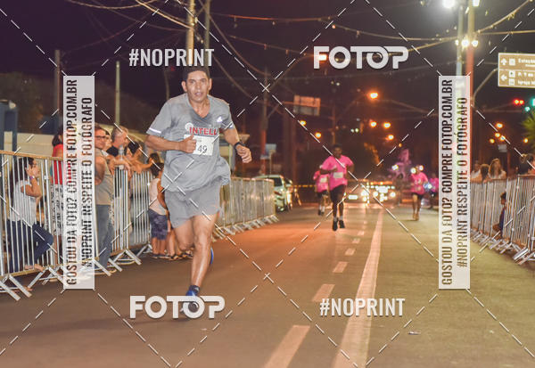 Buy your photos of the eventNight Run  Outubro Rosa S�o Joaquim da Barra on Fotop