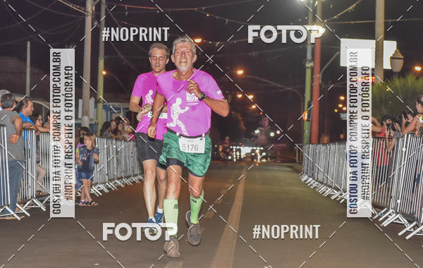Buy your photos of the eventNight Run  Outubro Rosa S�o Joaquim da Barra on Fotop