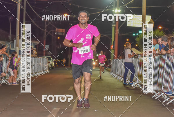 Buy your photos of the eventNight Run  Outubro Rosa S�o Joaquim da Barra on Fotop