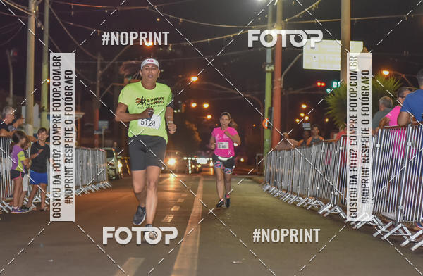 Buy your photos of the eventNight Run  Outubro Rosa S�o Joaquim da Barra on Fotop