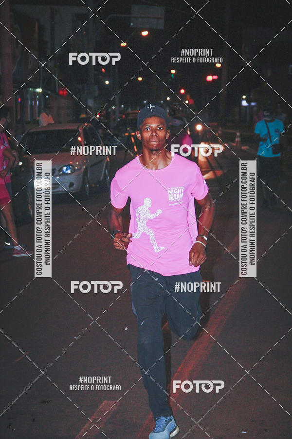 Buy your photos of the eventNight Run  Outubro Rosa S�o Joaquim da Barra on Fotop