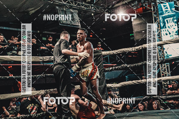 Achetez vos photos de l'vnementWAR MUAY THAI 57  sur Fotop