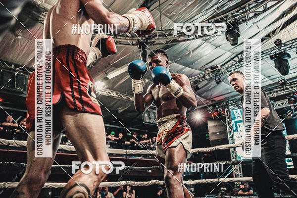 Achetez vos photos de l'vnementWAR MUAY THAI 57  sur Fotop