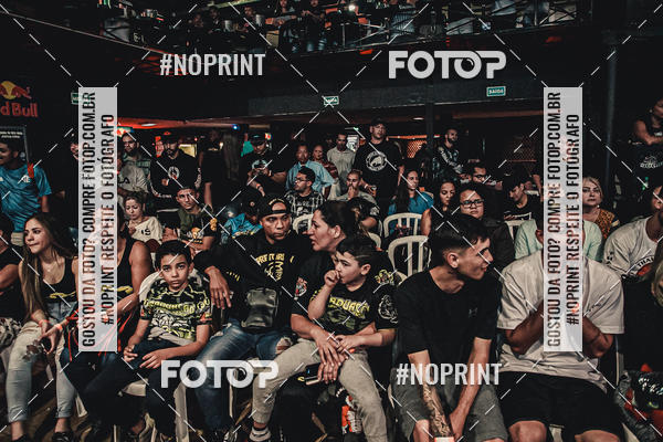 Achetez vos photos de l'vnementWAR MUAY THAI 57  sur Fotop