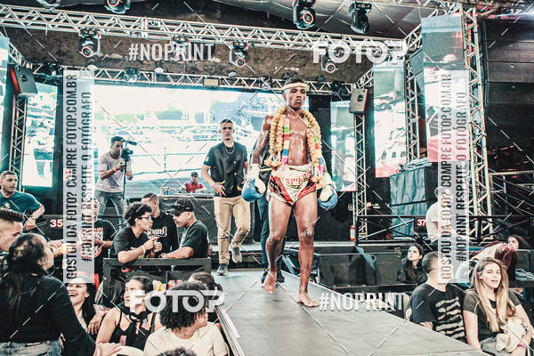 Achetez vos photos de l'vnementWAR MUAY THAI 57  sur Fotop