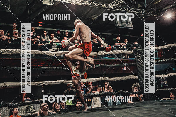 Achetez vos photos de l'vnementWAR MUAY THAI 57  sur Fotop