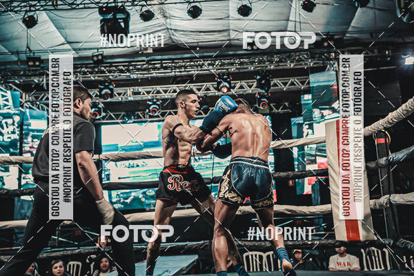 Achetez vos photos de l'vnementWAR MUAY THAI 57  sur Fotop