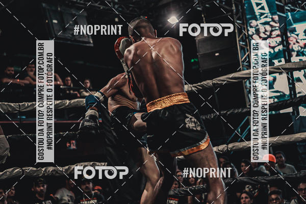 Achetez vos photos de l'vnementWAR MUAY THAI 57  sur Fotop