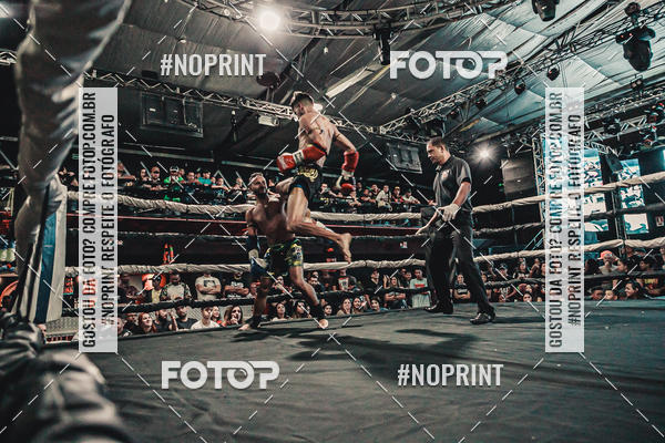 Achetez vos photos de l'vnementWAR MUAY THAI 57  sur Fotop