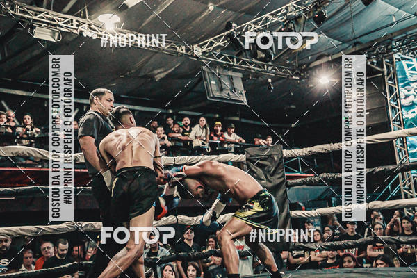 Achetez vos photos de l'vnementWAR MUAY THAI 57  sur Fotop
