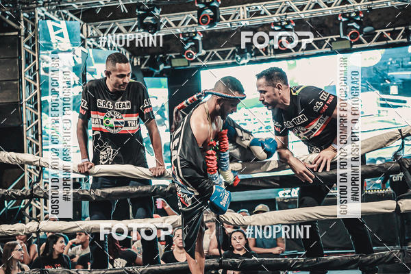 Achetez vos photos de l'vnementWAR MUAY THAI 57  sur Fotop