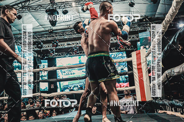 Achetez vos photos de l'vnementWAR MUAY THAI 57  sur Fotop