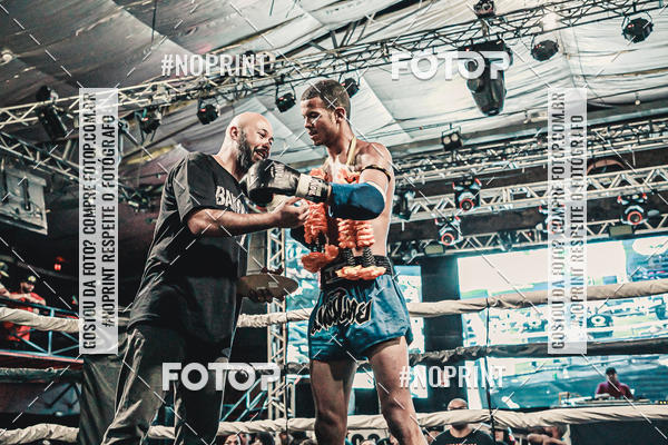 Achetez vos photos de l'vnementWAR MUAY THAI 57  sur Fotop