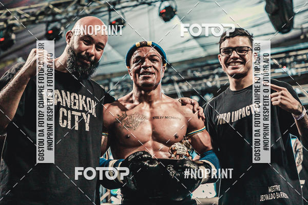 Achetez vos photos de l'vnementWAR MUAY THAI 57  sur Fotop