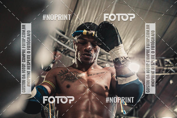 Achetez vos photos de l'vnementWAR MUAY THAI 57  sur Fotop