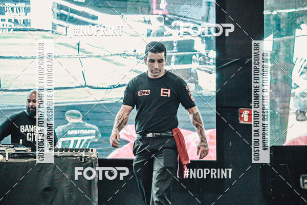 Achetez vos photos de l'vnementWAR MUAY THAI 57  sur Fotop