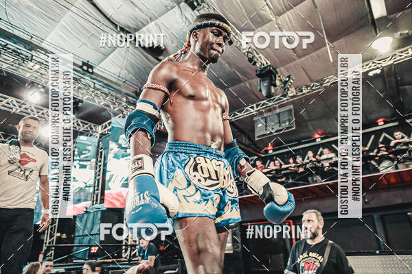 Achetez vos photos de l'vnementWAR MUAY THAI 57  sur Fotop