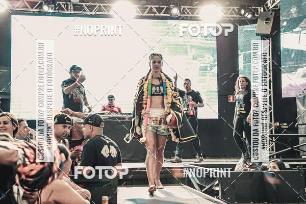 Achetez vos photos de l'vnementWAR MUAY THAI 57  sur Fotop