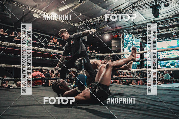 Achetez vos photos de l'vnementWAR MUAY THAI 57  sur Fotop