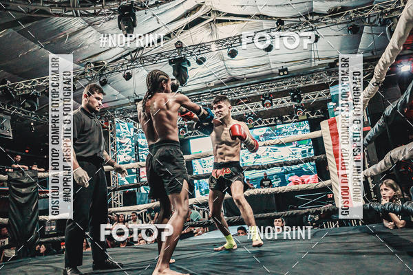 Achetez vos photos de l'vnementWAR MUAY THAI 57  sur Fotop