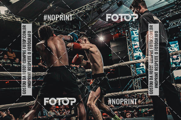Achetez vos photos de l'vnementWAR MUAY THAI 57  sur Fotop