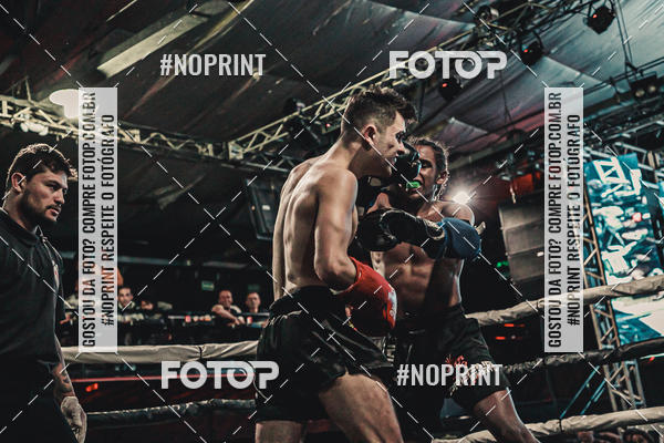 Achetez vos photos de l'vnementWAR MUAY THAI 57  sur Fotop