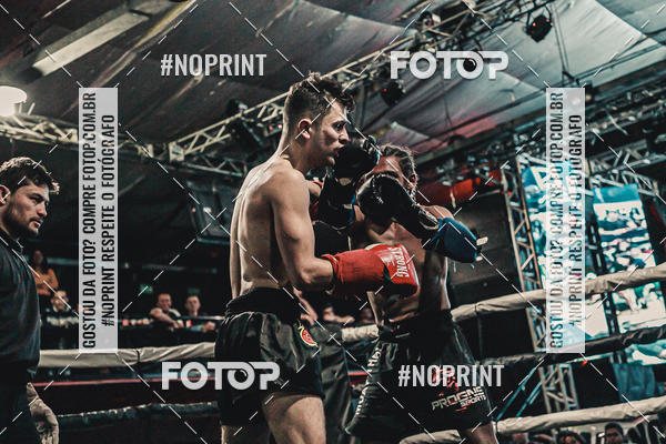 Achetez vos photos de l'vnementWAR MUAY THAI 57  sur Fotop