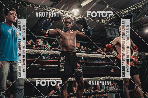 Achetez vos photos de l'vnementWAR MUAY THAI 57  sur Fotop