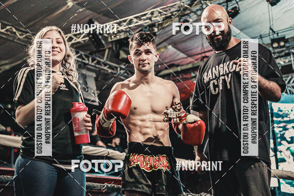 Achetez vos photos de l'vnementWAR MUAY THAI 57  sur Fotop