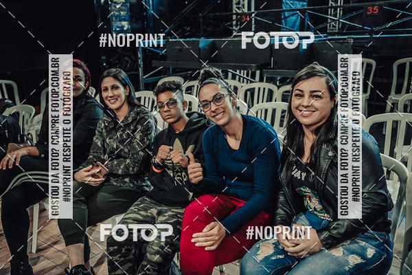 Achetez vos photos de l'vnementWAR MUAY THAI 57  sur Fotop