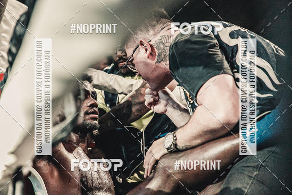 Achetez vos photos de l'vnementWAR MUAY THAI 57  sur Fotop