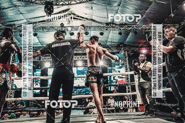 Achetez vos photos de l'vnementWAR MUAY THAI 57  sur Fotop