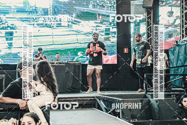 Achetez vos photos de l'vnementWAR MUAY THAI 57  sur Fotop