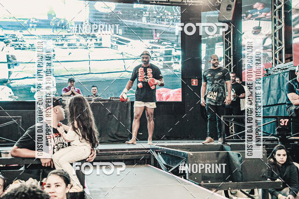 Achetez vos photos de l'vnementWAR MUAY THAI 57  sur Fotop