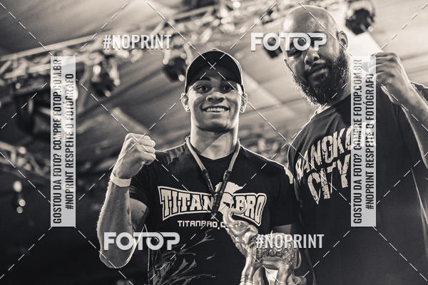 Achetez vos photos de l'vnementWAR MUAY THAI 57  sur Fotop