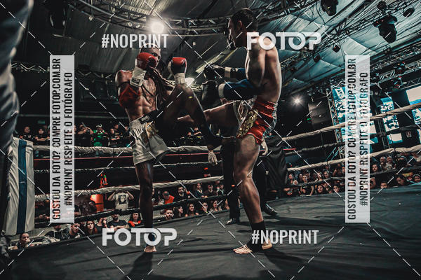 Achetez vos photos de l'vnementWAR MUAY THAI 57  sur Fotop