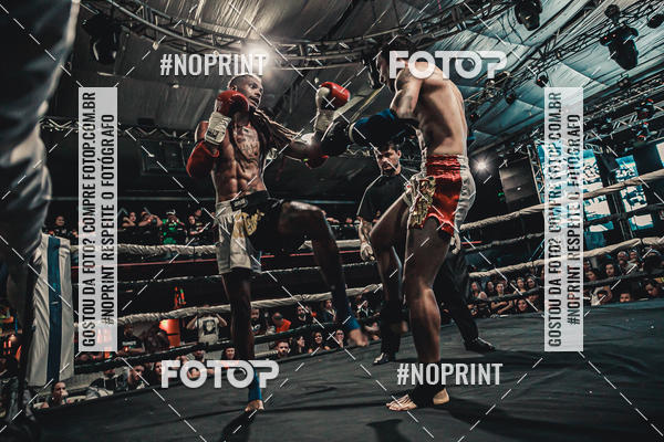 Achetez vos photos de l'vnementWAR MUAY THAI 57  sur Fotop