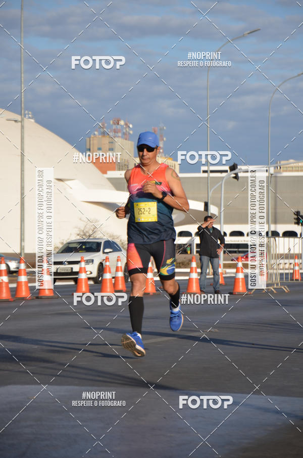Buy your photos of the eventMARATONA PO DE ACAR DE REVEZAMENTO - Braslia 2019 on Fotop