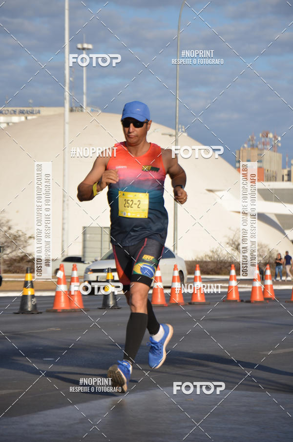 Buy your photos of the eventMARATONA PO DE ACAR DE REVEZAMENTO - Braslia 2019 on Fotop