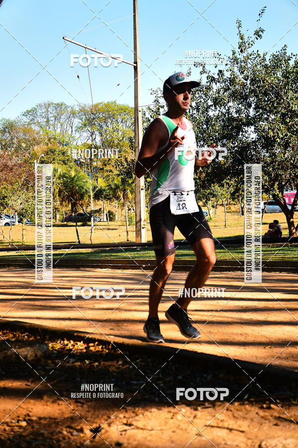 Buy your photos of the eventUltramarathon Internacional 24hs Run 2019 on Fotop