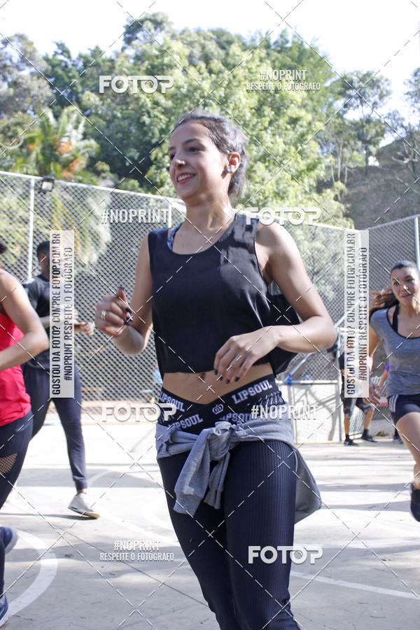 Achetez vos photos de l'vnementCHAMA QUE VEM - Escadaria Sumar sur Fotop