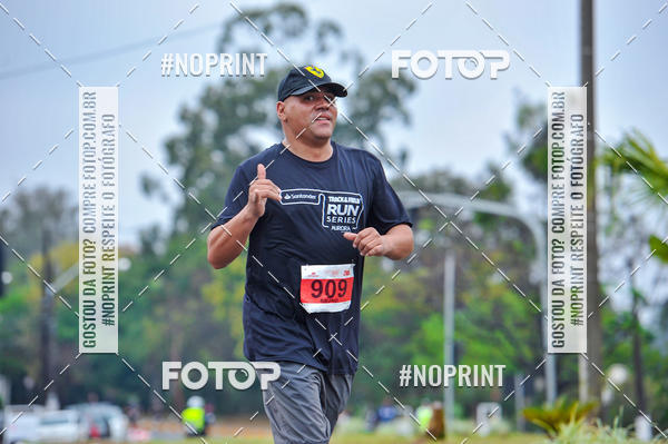 Buy your photos of the eventSantander Track & Field - 2019 on Fotop