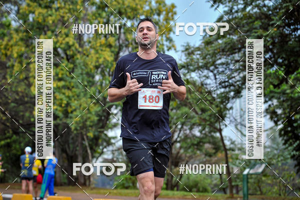 Buy your photos of the eventSantander Track & Field - 2019 on Fotop