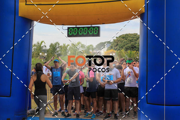 Achetez vos photos de l'vnement8 Corrida da Cidade de Guaxup sur Fotop