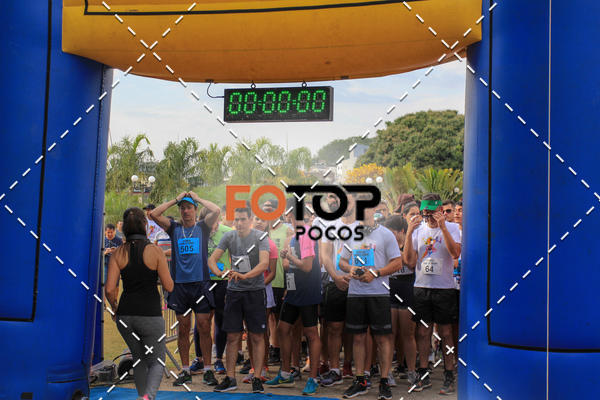 Achetez vos photos de l'vnement8 Corrida da Cidade de Guaxup sur Fotop