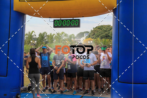 Achetez vos photos de l'vnement8 Corrida da Cidade de Guaxup sur Fotop