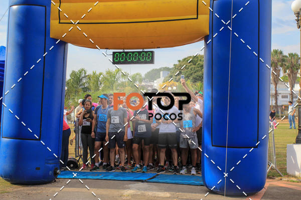 Achetez vos photos de l'vnement8 Corrida da Cidade de Guaxup sur Fotop