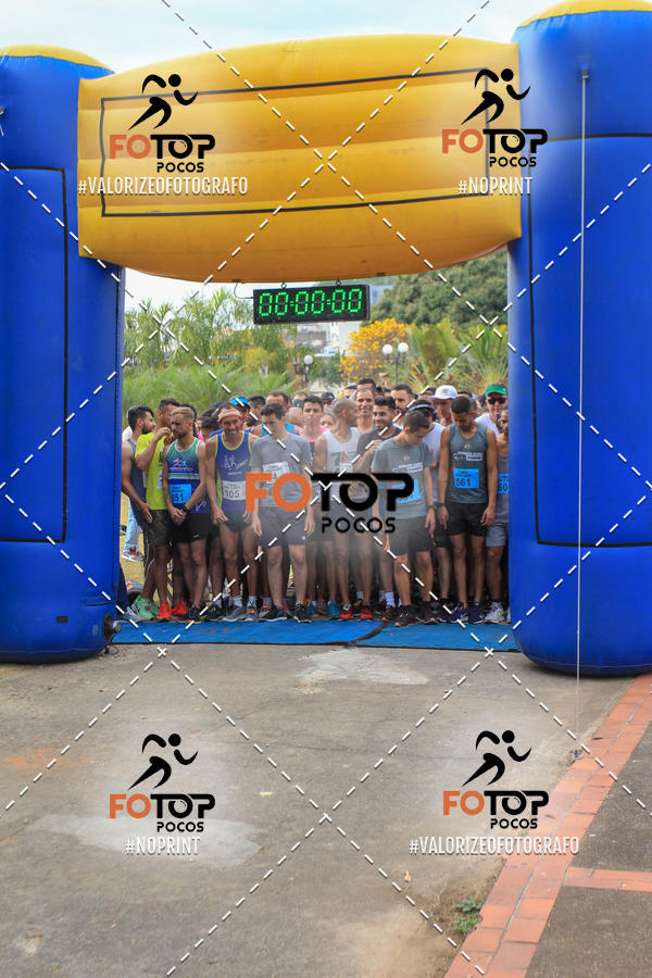 Compre suas fotos do evento8� Corrida da Cidade de Guaxup� no Fotop
