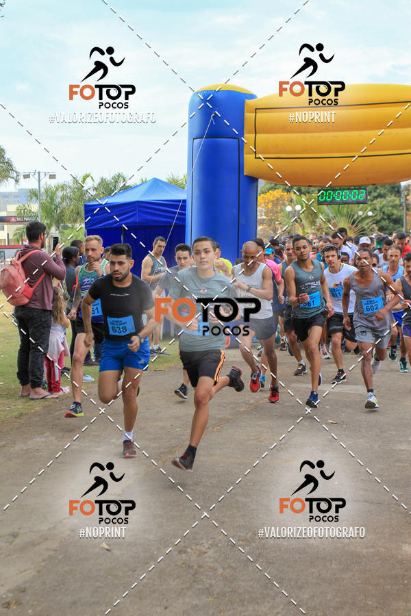 Compre suas fotos do evento8� Corrida da Cidade de Guaxup� no Fotop