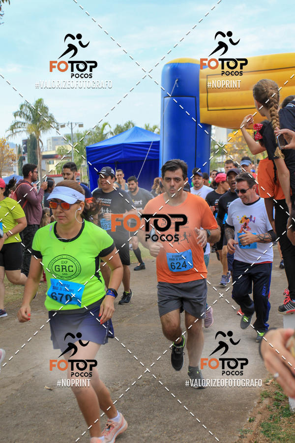 Compra tus fotos del evento8� Corrida da Cidade de Guaxup� En Fotop